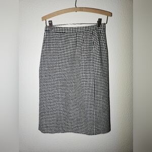 Vintage Pendleton Womens Size 6 Wool Black and White Houndstooth Pencil Skirt